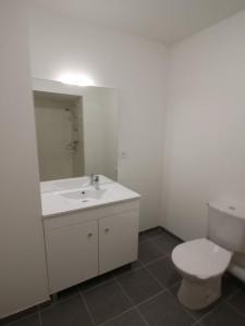 Louer Appartement Coueron 553 euros