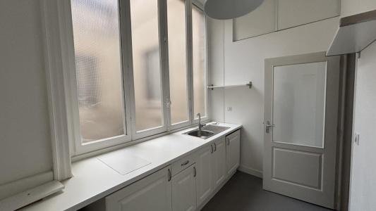 For rent Nantes 2 rooms 72 m2 Loire atlantique (44000) photo 3
