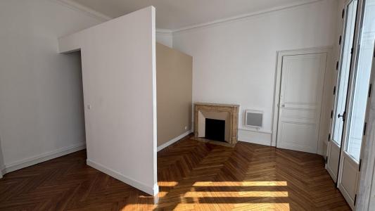 For rent Nantes 2 rooms 72 m2 Loire atlantique (44000) photo 4
