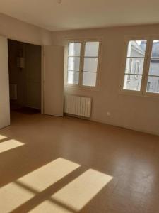 Annonce Location 3 pi�ces Maison Sainte-catherine-de-fierbois 37