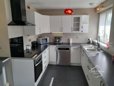For sale Boue 5 rooms 96 m2 Aisne (02450) photo 3