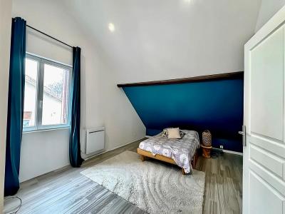 For sale Montbeliard 8 rooms 165 m2 Doubs (25200) photo 4