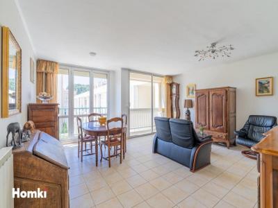 For sale Aubagne 3 rooms 78 m2 Bouches du Rhone (13400) photo 2