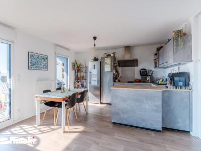 For sale Nantes 4 rooms 86 m2 Loire atlantique (44000) photo 4