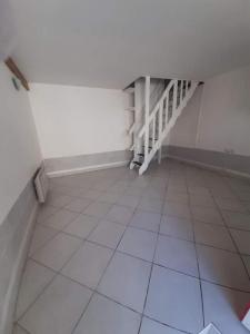 For rent Sezanne 3 rooms 40 m2 Marne (51120) photo 1