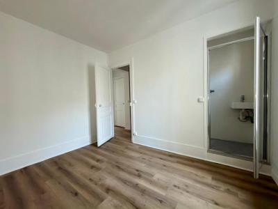 For sale Suresnes 2 rooms 33 m2 Hauts de Seine (92150) photo 0