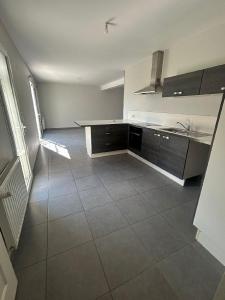 For sale 7 rooms 151 m2 Sarthe (72560) photo 3