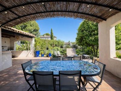 For sale Saint-mitre-les-remparts 7 rooms 208 m2 Bouches du Rhone (13920) photo 0