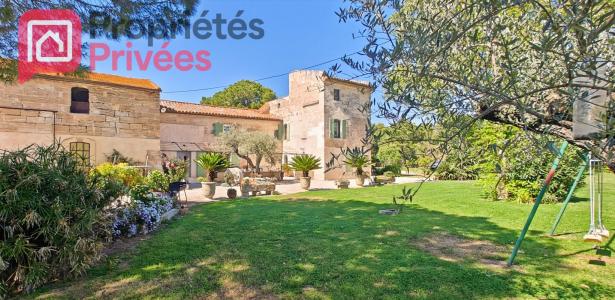 For sale Arles 11 rooms 376 m2 Bouches du Rhone (13200) photo 0