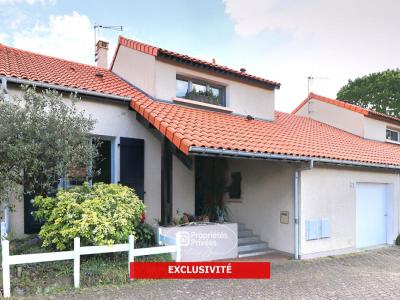 For sale Cholet 5 rooms 118 m2 Maine et loire (49300) photo 0