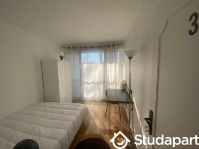 Louer Appartement 11 m2 Evry