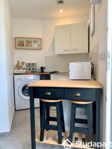For rent Marseille-15eme-arrondissement 1 room 14 m2 Bouches du Rhone (13015) photo 2