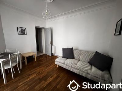 For rent Paris-18eme-arrondissement 2 rooms 40 m2 Paris (75018) photo 0