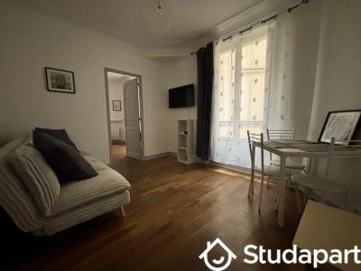 For rent Paris-18eme-arrondissement 2 rooms 40 m2 Paris (75018) photo 3