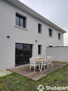For rent Ambares-et-lagrave 1 room 13 m2 Gironde (33440) photo 4