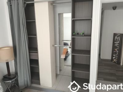 Louer Appartement 16 m2 Vaulx-en-velin