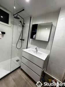 For rent Fresnes 1 room 15 m2 Val de Marne (94260) photo 3