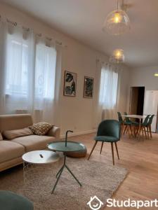 Louer Appartement Valence 450 euros