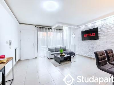 For rent Gennevilliers 1 room 10 m2 Hauts de Seine (92230) photo 1