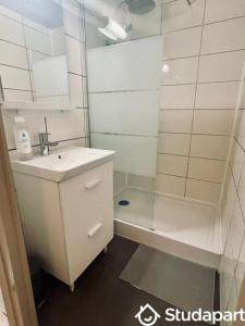 Louer Appartement 11 m2 Saint-etienne