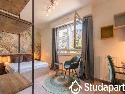 Louer Appartement 13 m2 Evry