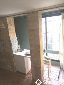 For rent Bordeaux 1 room 18 m2 Gironde (33000) photo 2