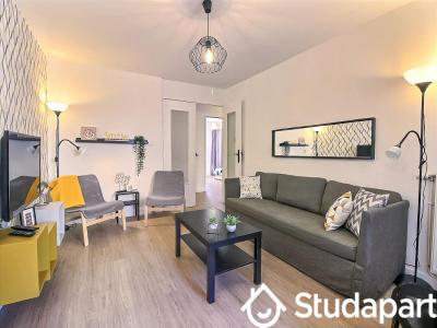 For rent Nimes 1 room 10 m2 Gard (30900) photo 0
