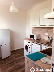 For rent Limoges 1 room 10 m2 Haute vienne (87100) photo 2