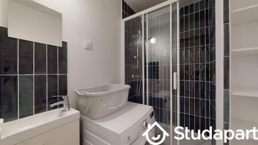Louer Appartement 10 m2 Courbevoie