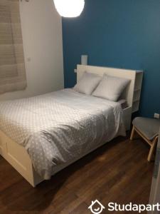 For rent Angouleme 1 room 19 m2 Charente (16000) photo 0