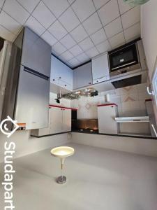 For rent Angers 1 room 11 m2 Maine et loire (49000) photo 2