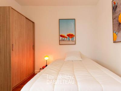 Louer Appartement 101 m2 Villeurbanne