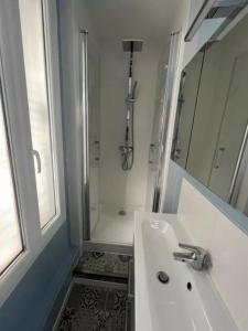 For rent Bois-colombes 1 room 28 m2 Hauts de Seine (92270) photo 4