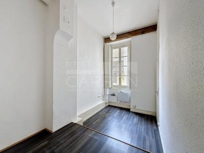Louer Appartement Lyon-6eme-arrondissement 658 euros