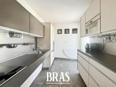 For sale Nantes 3 rooms 69 m2 Loire atlantique (44000) photo 2