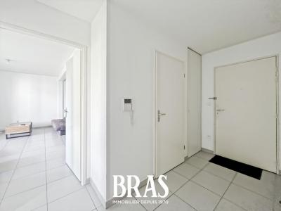 For sale Nantes 3 rooms 62 m2 Loire atlantique (44300) photo 2
