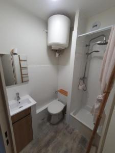 For rent Nantes 1 room 23 m2 Loire atlantique (44300) photo 2