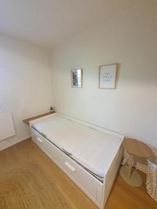 For rent Nantes 1 room 23 m2 Loire atlantique (44300) photo 3