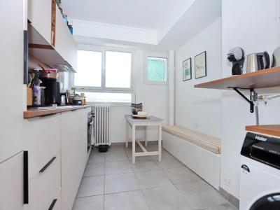 For sale Rennes 4 rooms 76 m2 Ille et vilaine (35000) photo 3
