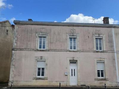 For sale 7 rooms 147 m2 Charente (16460) photo 0