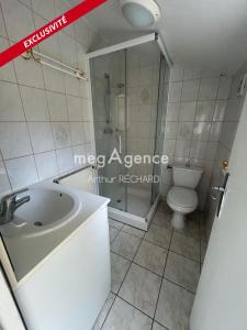 For sale Lannion 3 rooms 46 m2 Cotes d'armor (22300) photo 3