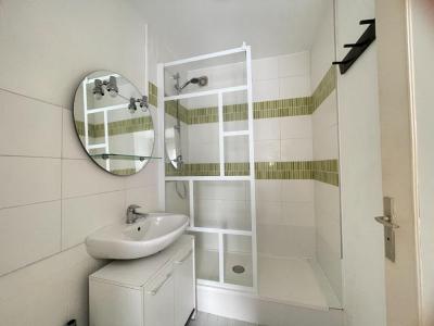 For rent Saint-maur-des-fosses 2 rooms 44 m2 Val de Marne (94100) photo 2
