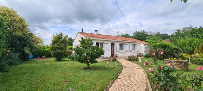 For sale Gorges 4 rooms 84 m2 Loire atlantique (44190) photo 0