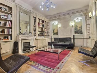 For sale Bordeaux 8 rooms 310 m2 Gironde (33000) photo 1