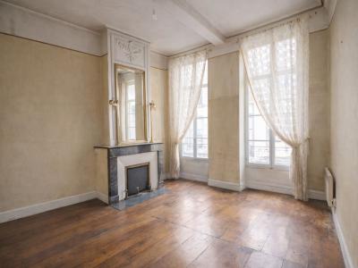 For sale HYPER CENTRE 4 rooms 143 m2 Pyrenees atlantiques (64000) photo 0