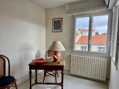 For sale 700M DE ARAGO 4 rooms 73 m2 Vendee (85100) photo 4