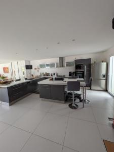 For sale PLAGE � V�LO 5 rooms 196 m2 Vendee (85100) photo 3