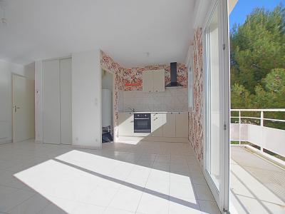 Annonce Vente 2 pi�ces Appartement  85