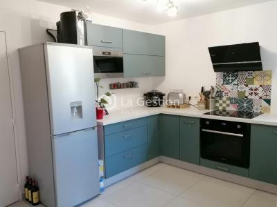 Louer Appartement 56 m2 Ennery