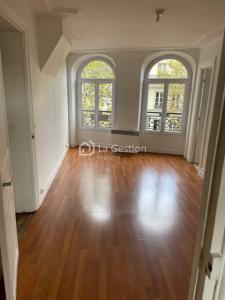 For rent Paris-17eme-arrondissement 3 rooms 65 m2 Paris (75017) photo 0
